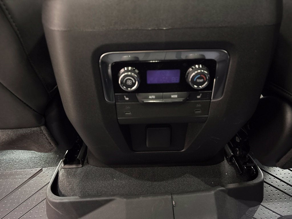 2027 Chevrolet Suburban Z71 SUV 4WD