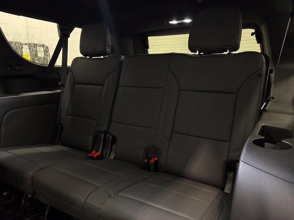 2027 Chevrolet Suburban Z71 SUV 4WD