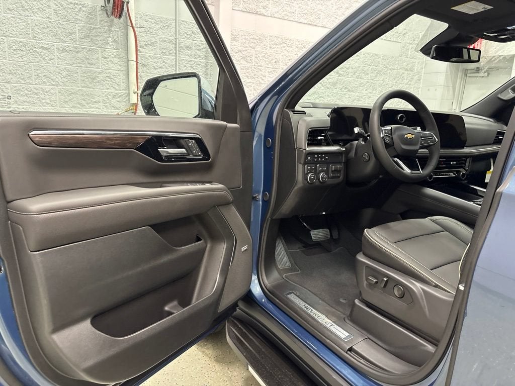2026 Chevrolet Suburban Premier SUV 4WD