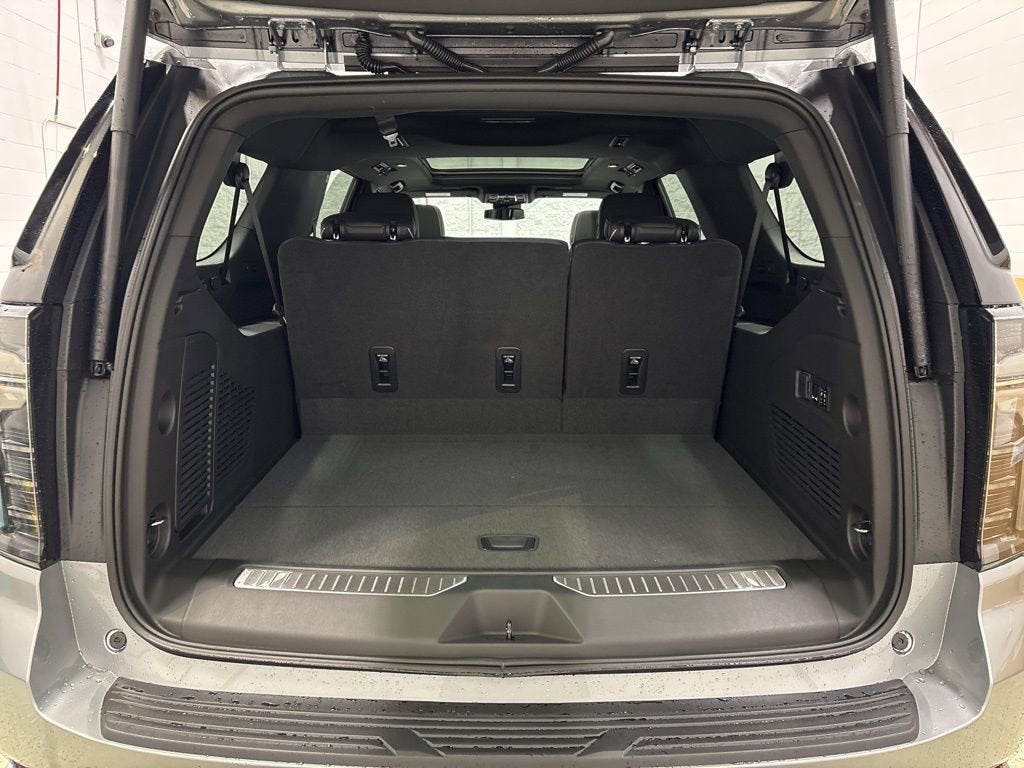 2026 Chevrolet Suburban Premier SUV 4WD