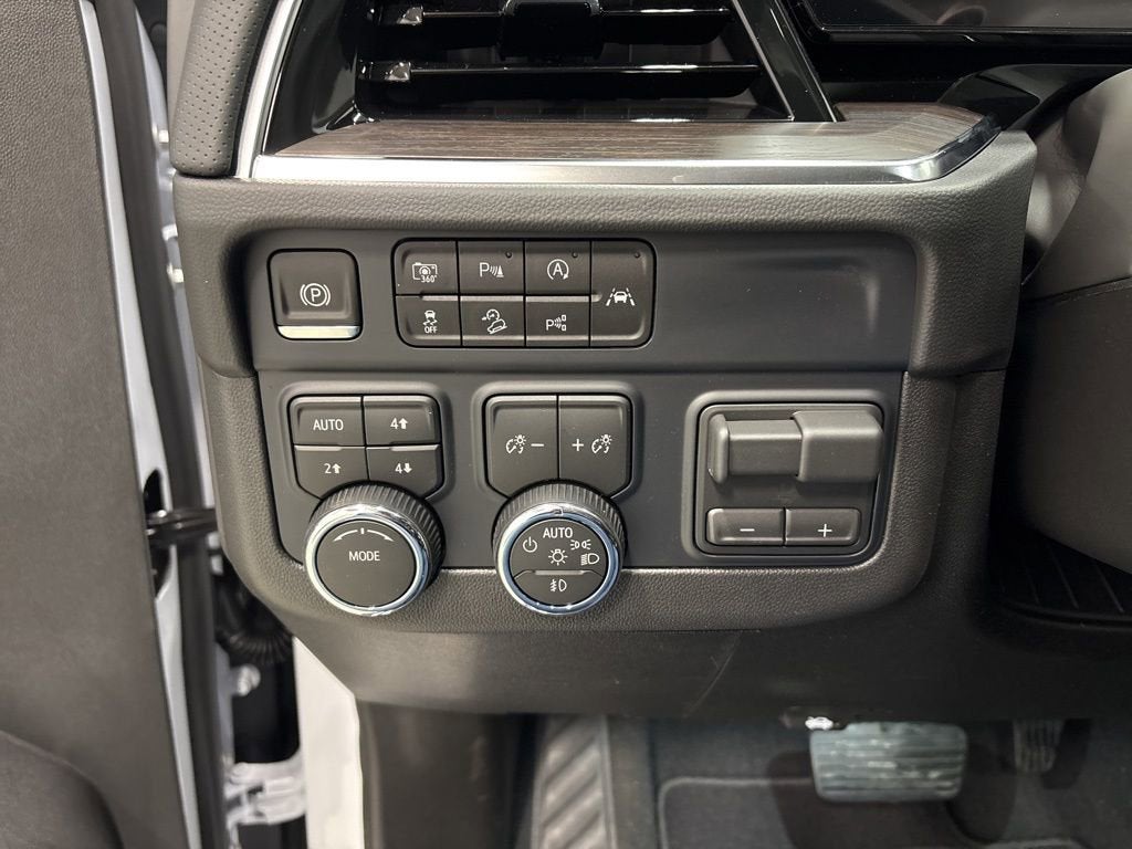 2026 Chevrolet Suburban Premier SUV 4WD