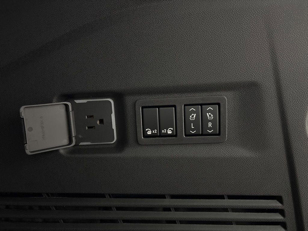 2026 Chevrolet Suburban Premier SUV 4WD