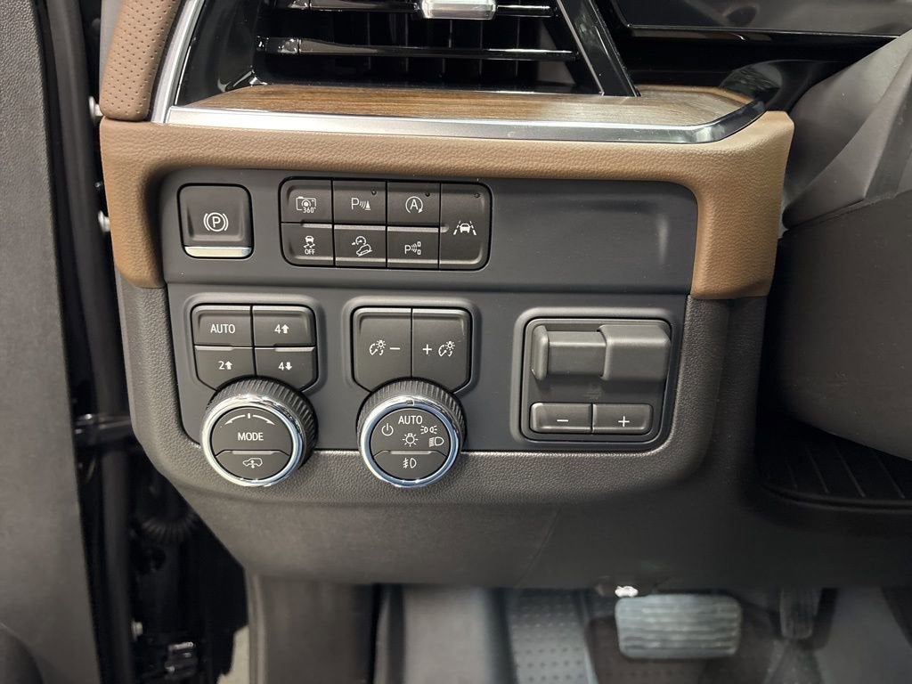 2026 Chevrolet Suburban High Country SUV 4WD