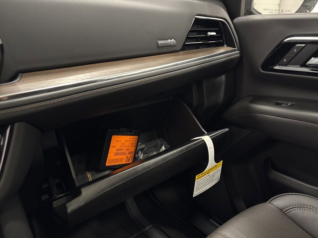 2026 Chevrolet Suburban High Country SUV 4WD