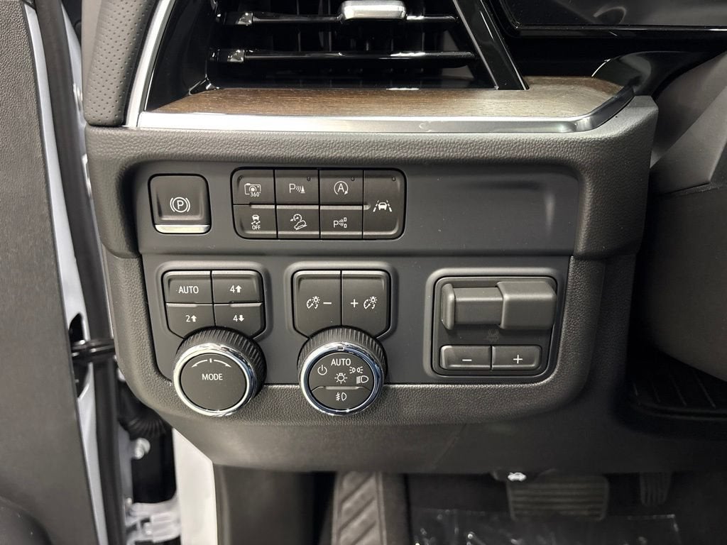 2026 Chevrolet Suburban High Country SUV 4WD