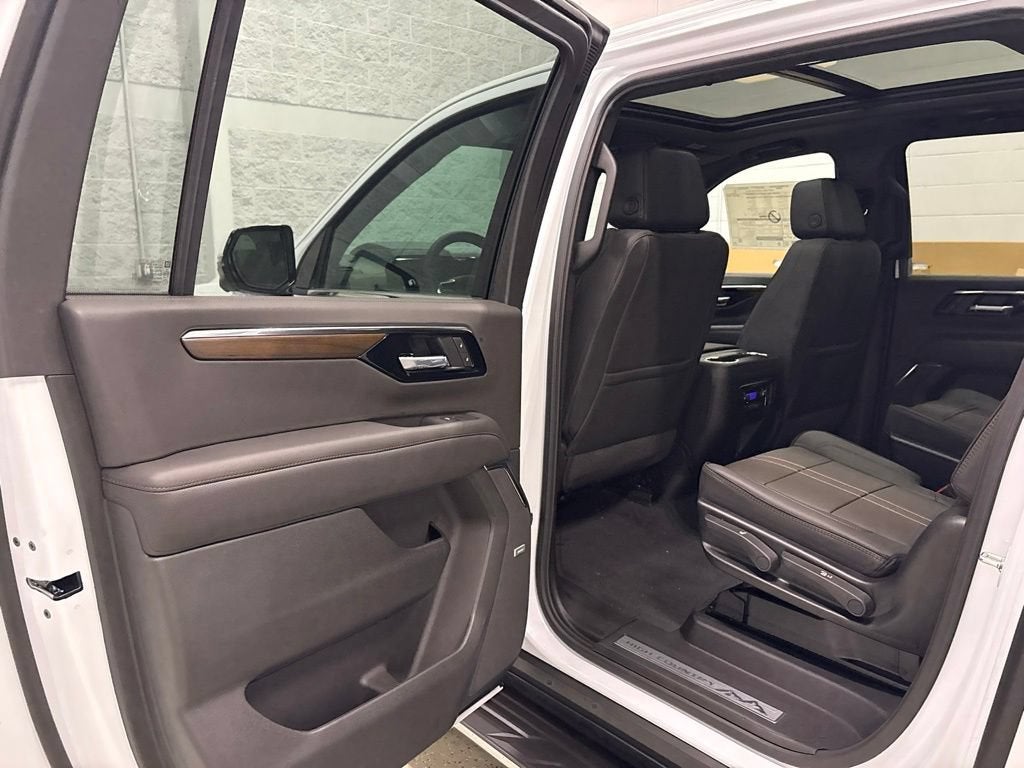 2026 Chevrolet Suburban High Country SUV 4WD