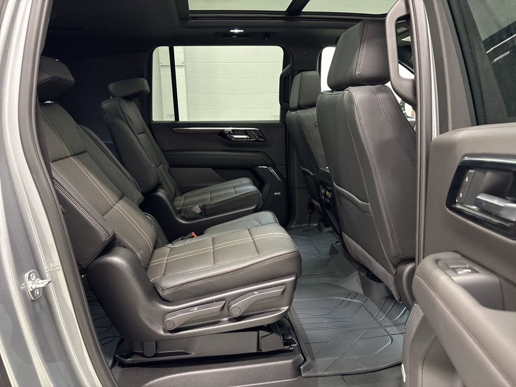 2026 Chevrolet Suburban High Country SUV 4WD