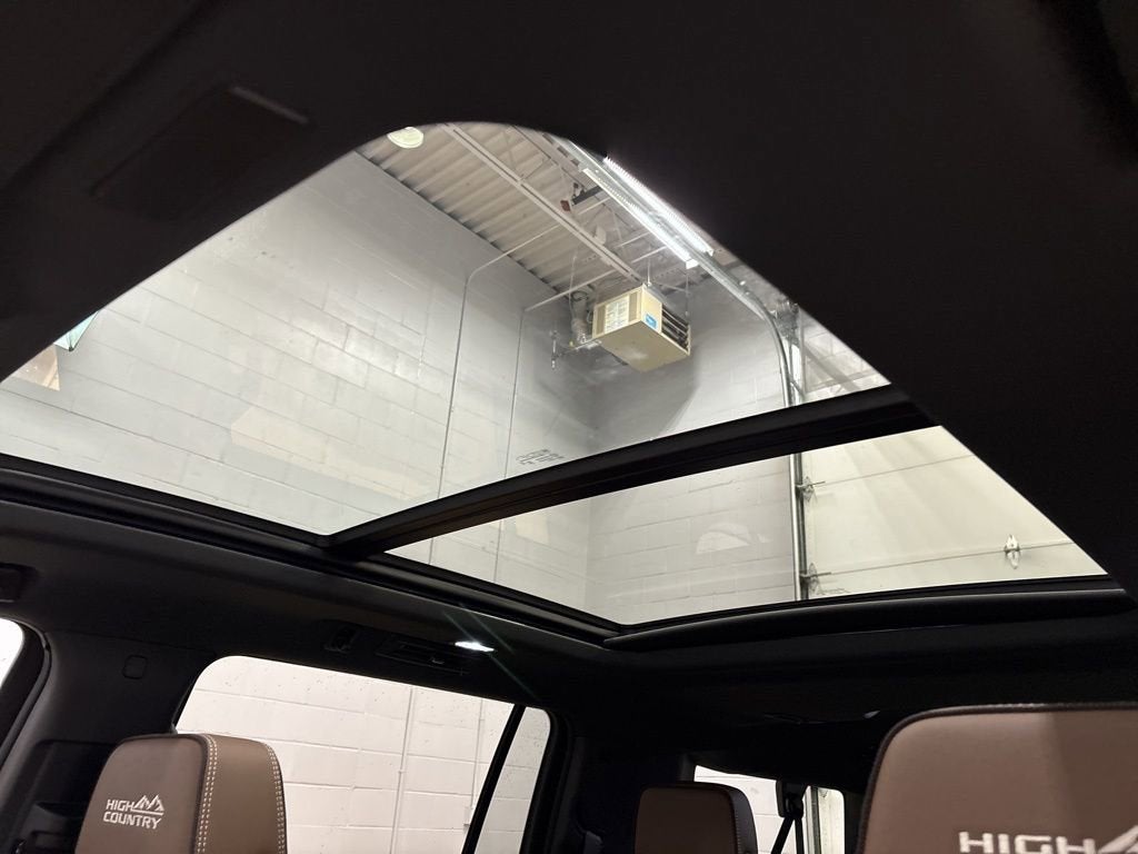 2026 Chevrolet Suburban High Country SUV 4WD