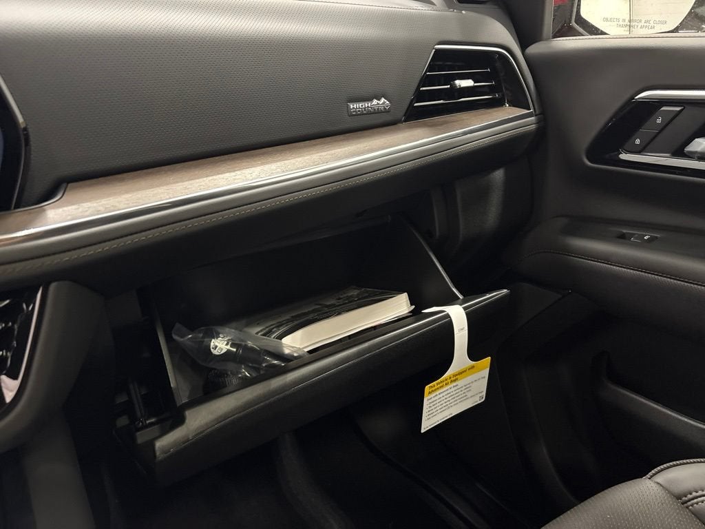 2026 Chevrolet Suburban High Country SUV 4WD