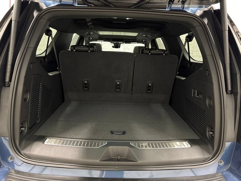 2026 Chevrolet Suburban High Country SUV 4WD