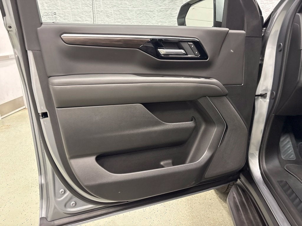 2027 Chevrolet Tahoe LS SUV 4WD