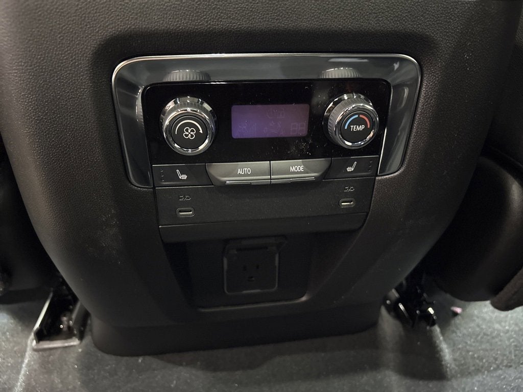 2026 Chevrolet Tahoe High Country SUV 4WD