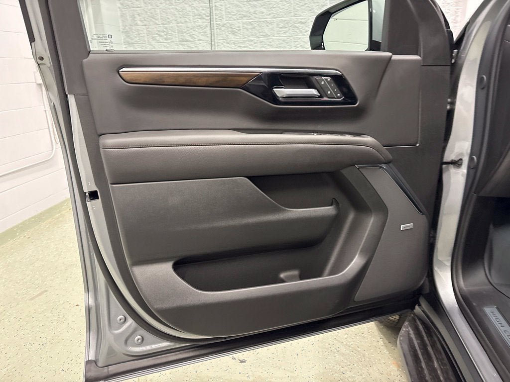 2027 Chevrolet Tahoe High Country SUV 4WD