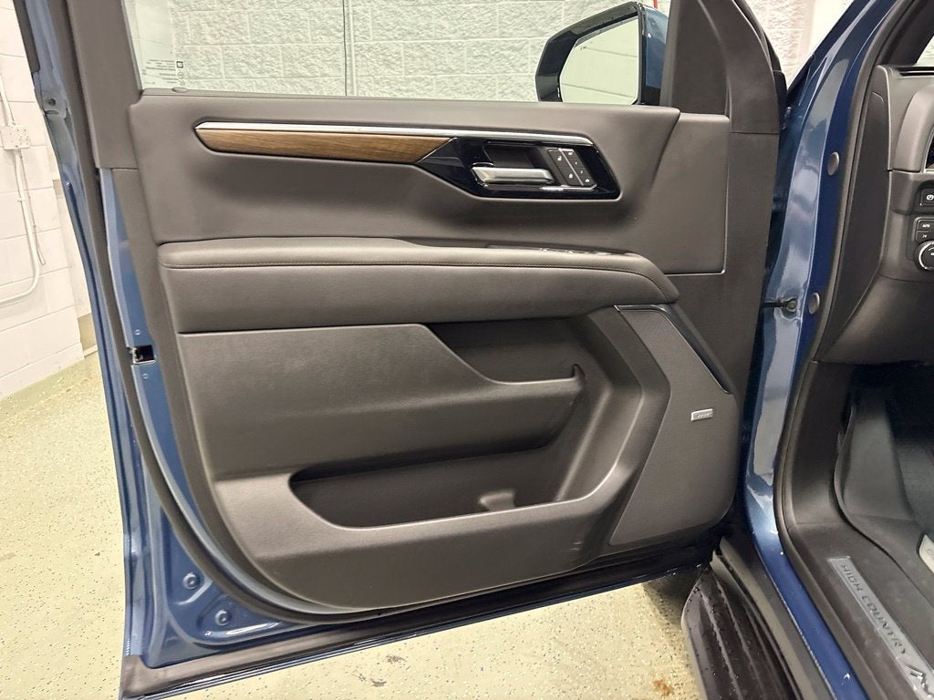 2027 Chevrolet Tahoe High Country SUV 4WD