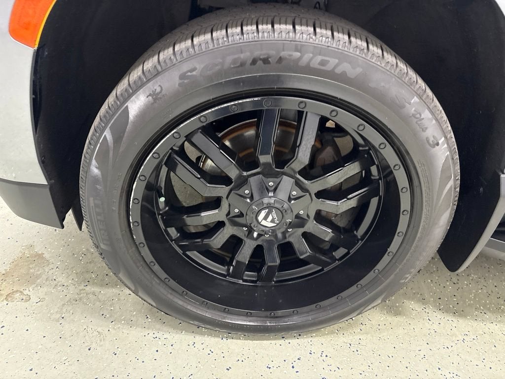 2022 Chevrolet Suburban LT