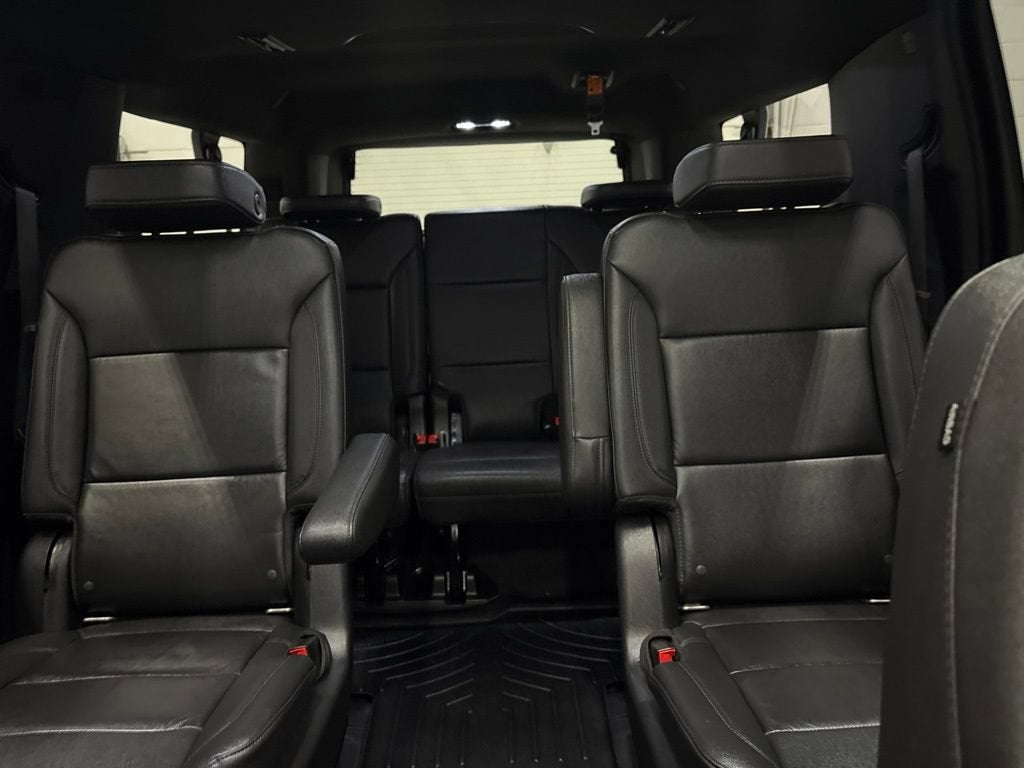 2022 Chevrolet Suburban LT