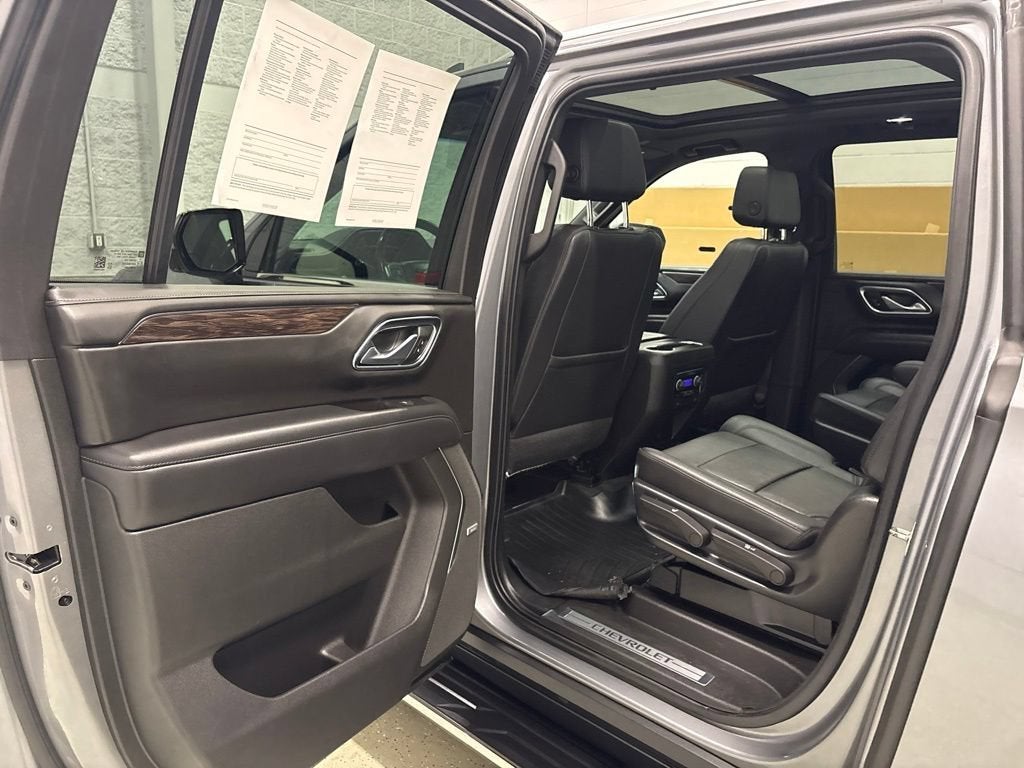 2022 Chevrolet Suburban LT