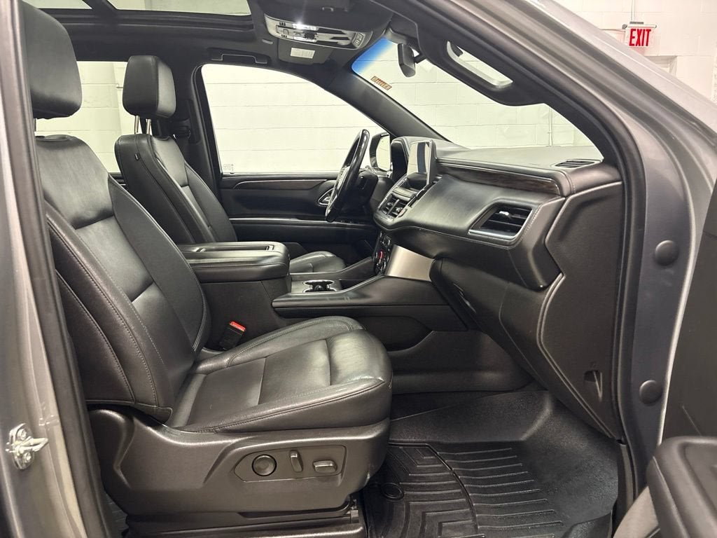 2022 Chevrolet Suburban LT