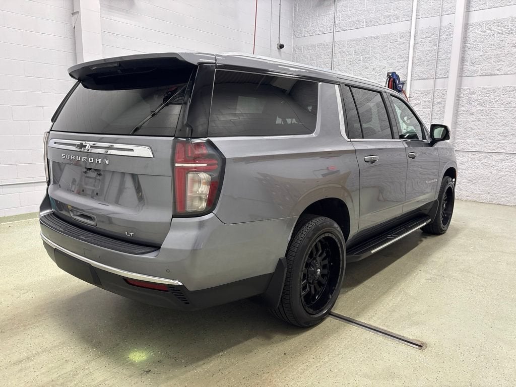 2022 Chevrolet Suburban LT