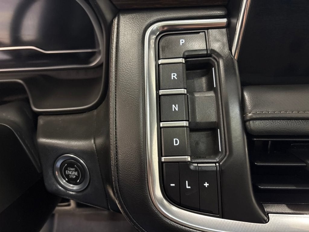 2023 Chevrolet Suburban High Country