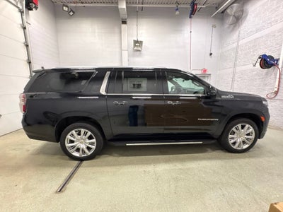2023 Chevrolet Suburban High Country