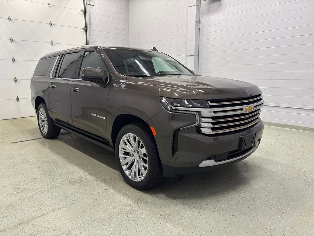 Used 2021 Chevrolet Suburban High Country with VIN 1GNSKGKL3MR175466 for sale in Rogers, Minnesota