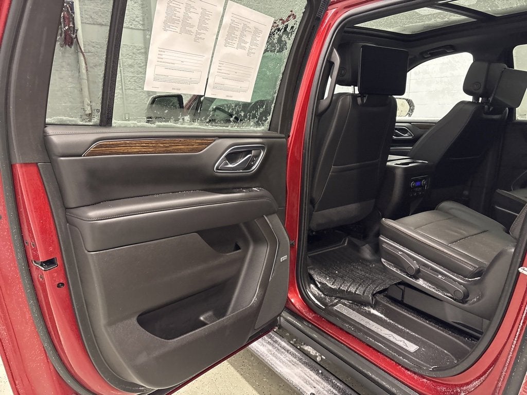 2021 Chevrolet Suburban High Country