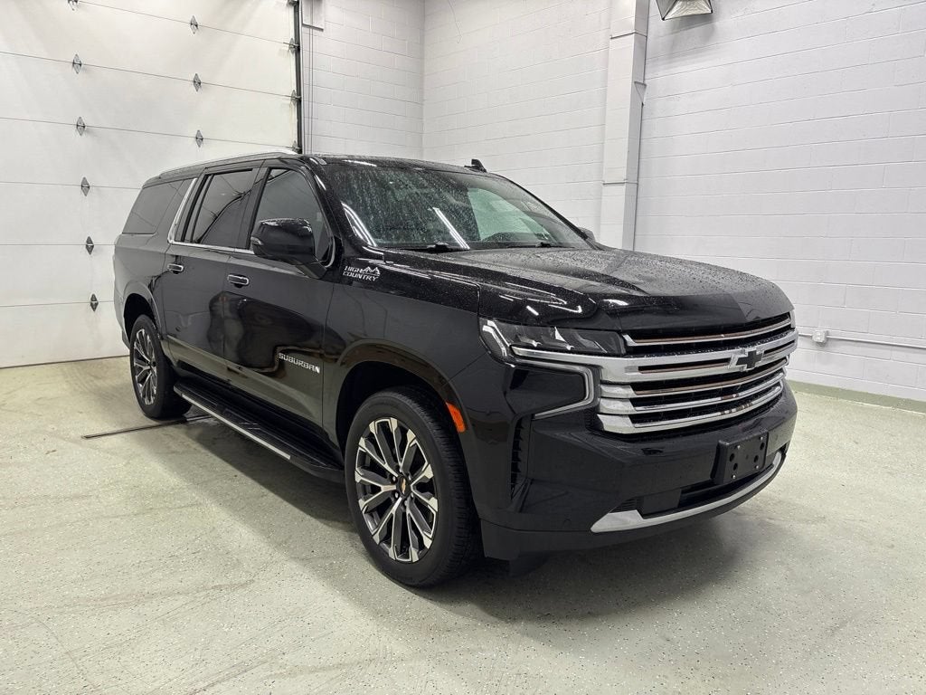 Used 2021 Chevrolet Suburban High Country with VIN 1GNSKGKL9MR489400 for sale in Rogers, Minnesota