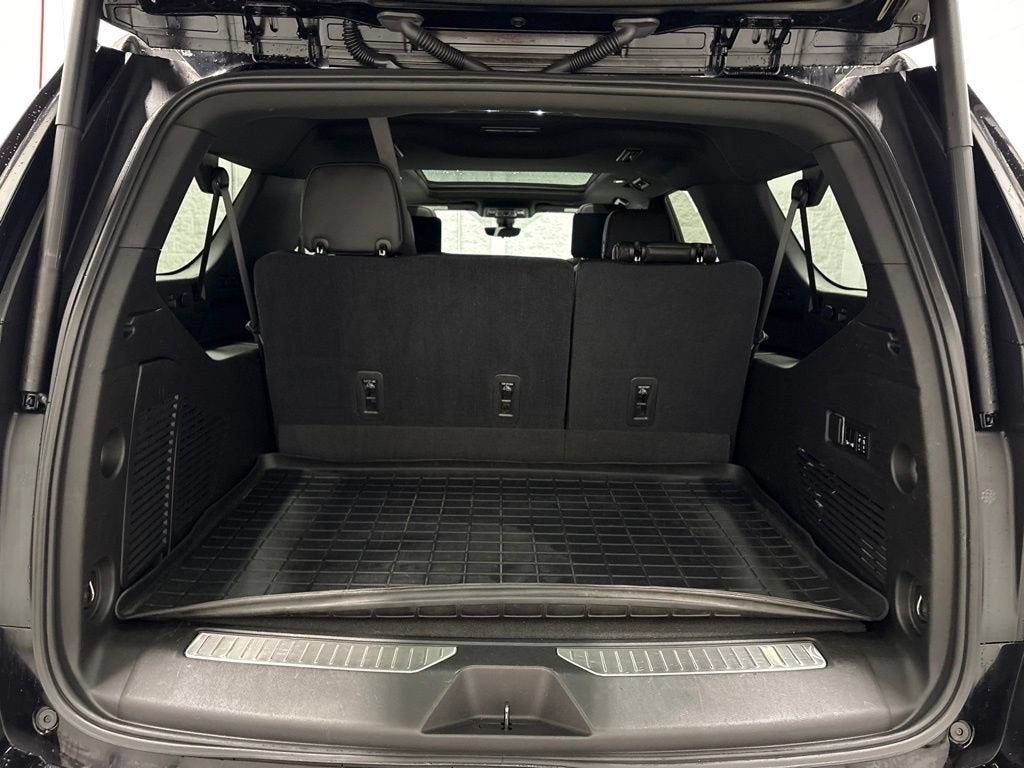 2021 Chevrolet Suburban High Country