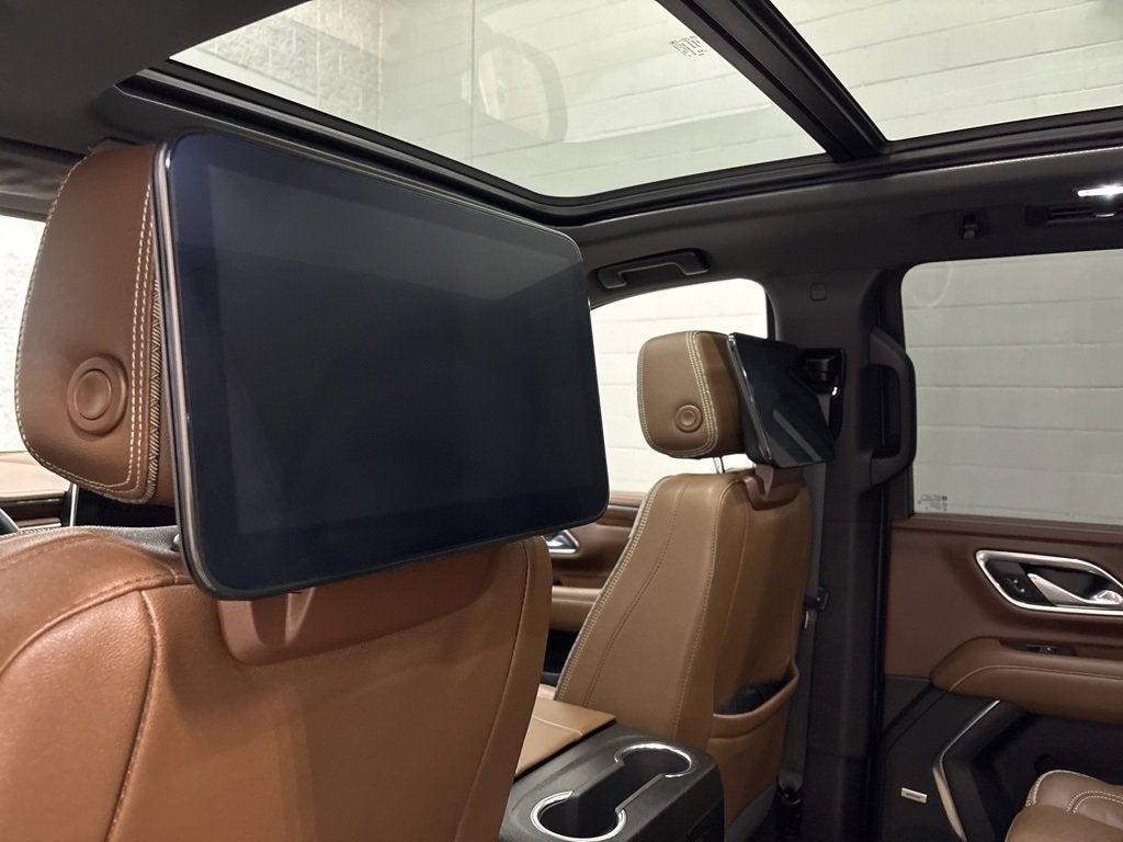 2023 Chevrolet Suburban High Country