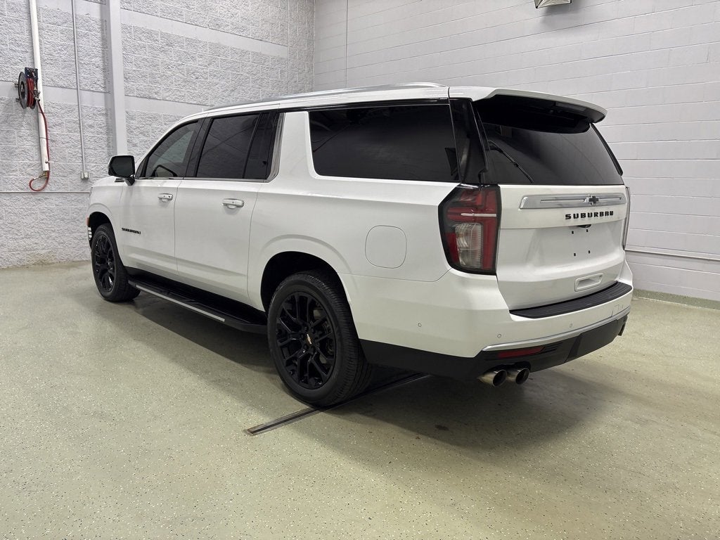 2023 Chevrolet Suburban High Country