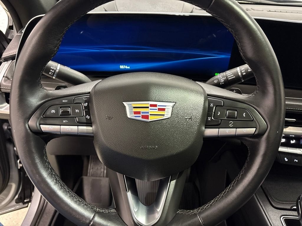 2024 Cadillac XT4 Premium Luxury