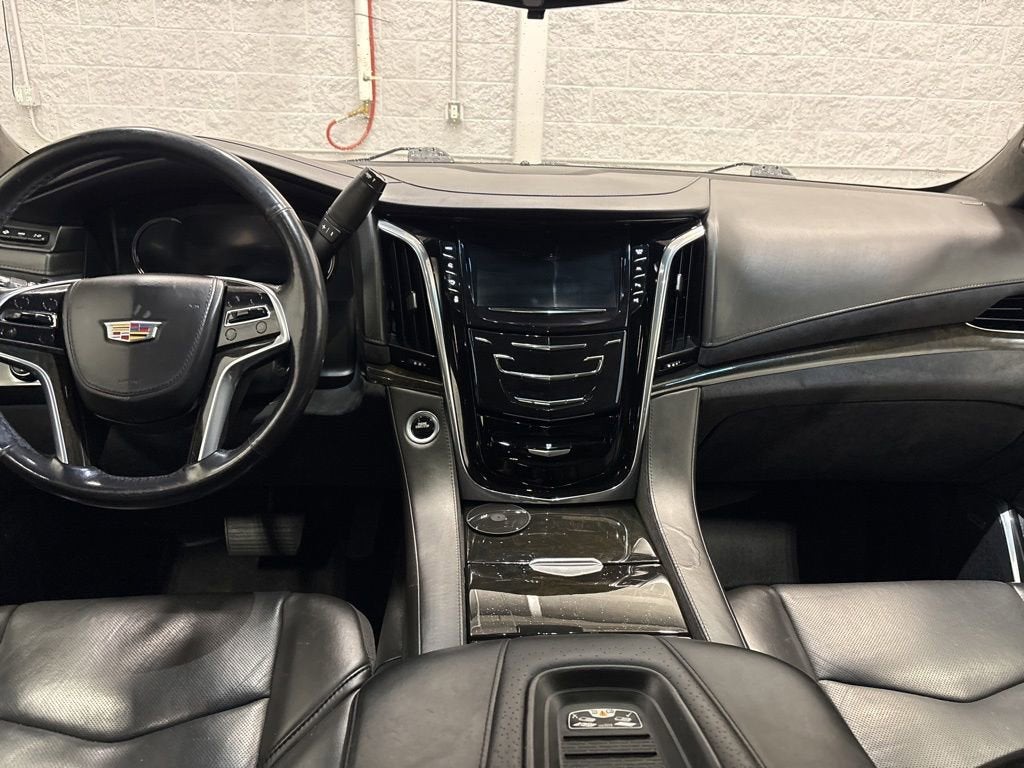 2019 Cadillac Escalade Platinum