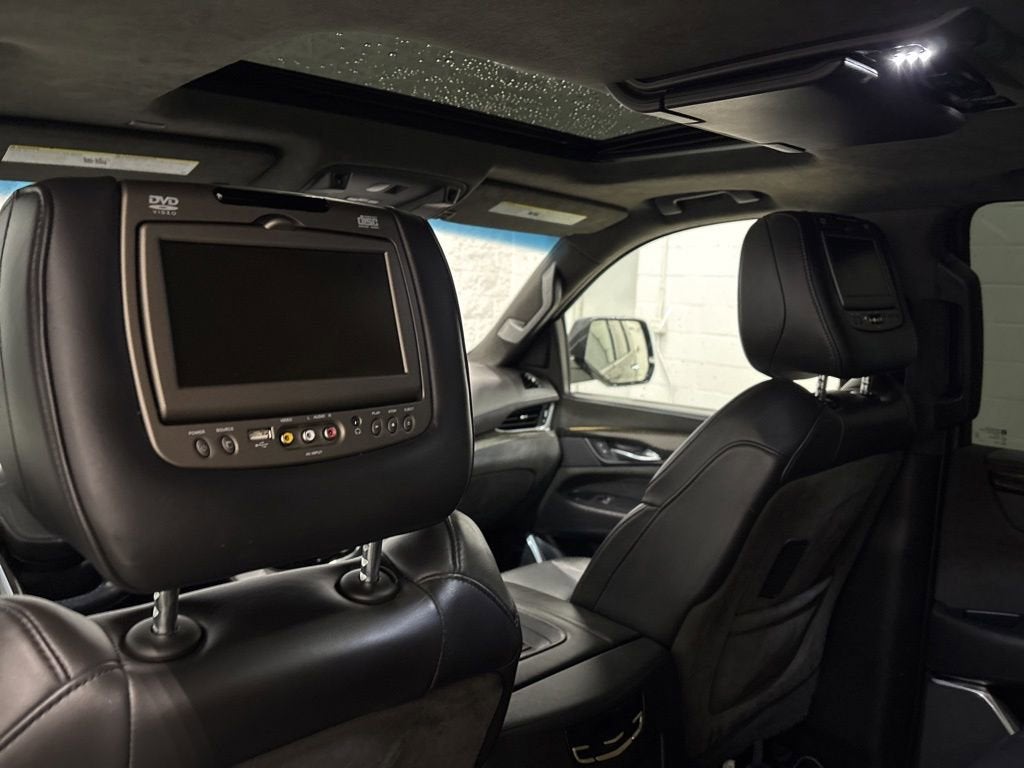 2019 Cadillac Escalade Platinum