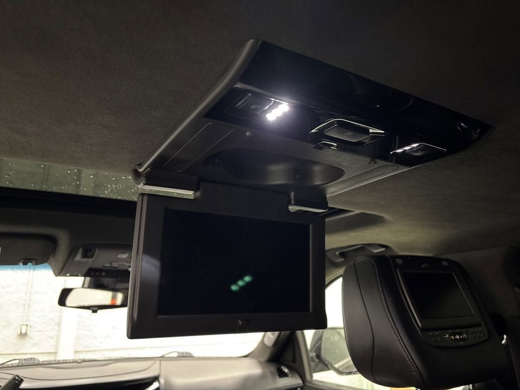 2019 Cadillac Escalade Platinum