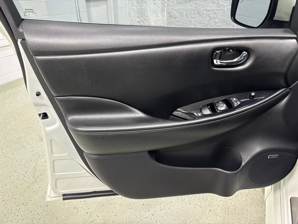 2021 Nissan LEAF SL PLUS 62 kWh