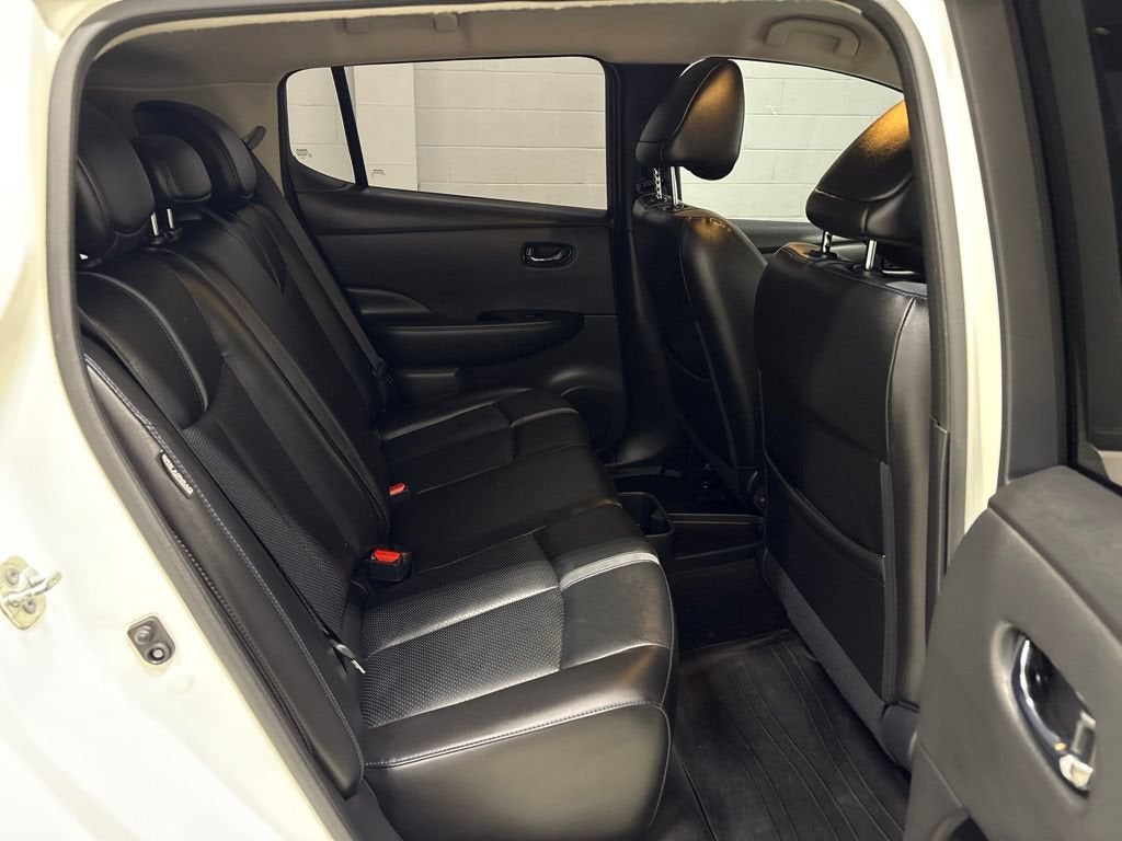 2021 Nissan LEAF SL PLUS 62 kWh