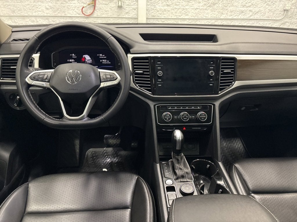 2022 Volkswagen Atlas 3.6L V6 SE w/Technology