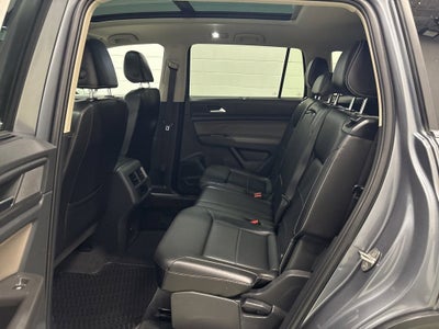 2022 Volkswagen Atlas 3.6L V6 SE w/Technology