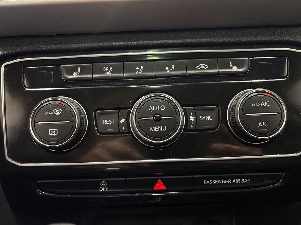 2022 Volkswagen Atlas 3.6L V6 SE w/Technology