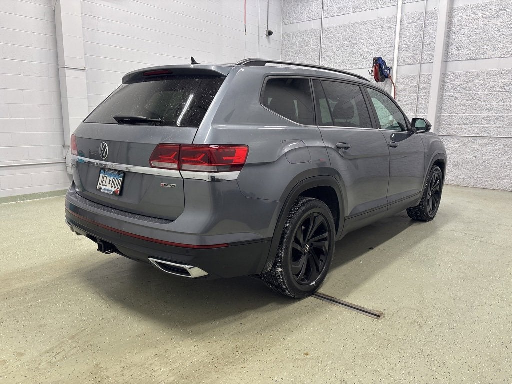 2022 Volkswagen Atlas 3.6L V6 SE w/Technology