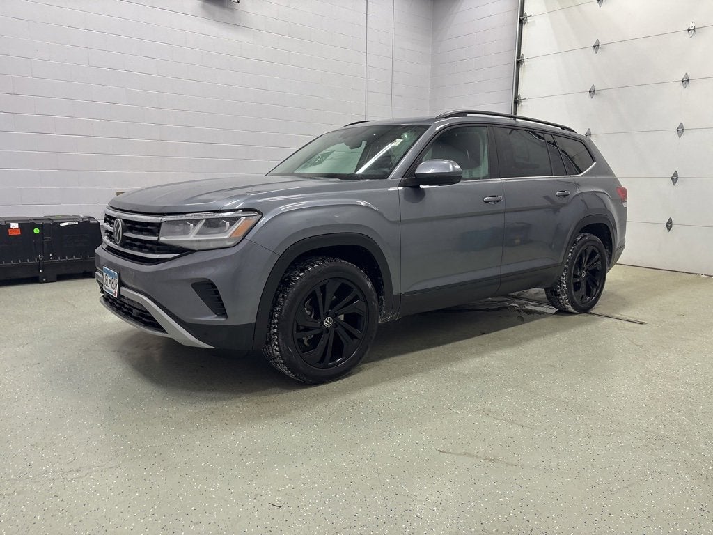 2022 Volkswagen Atlas 3.6L V6 SE w/Technology