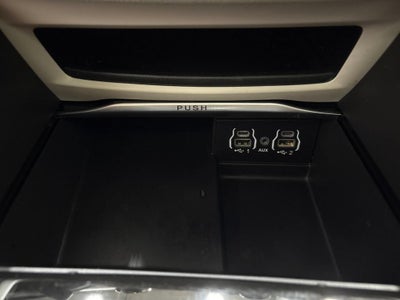 2022 Chrysler Pacifica Limited AWD