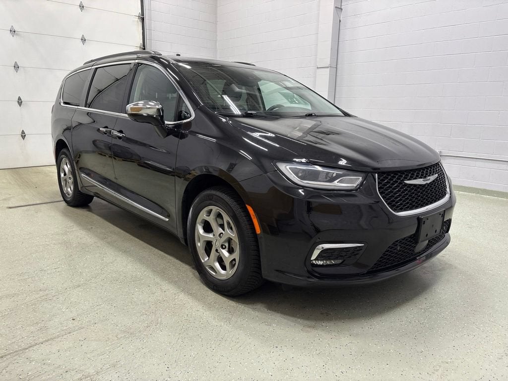 2022 Chrysler Pacifica Limited AWD