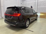 2022 Chrysler Pacifica Limited AWD