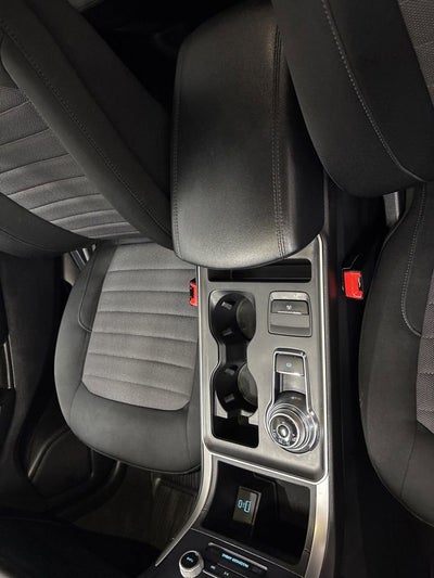 2021 Ford Edge SE