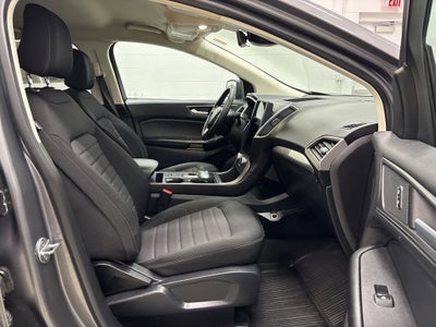 2021 Ford Edge SE