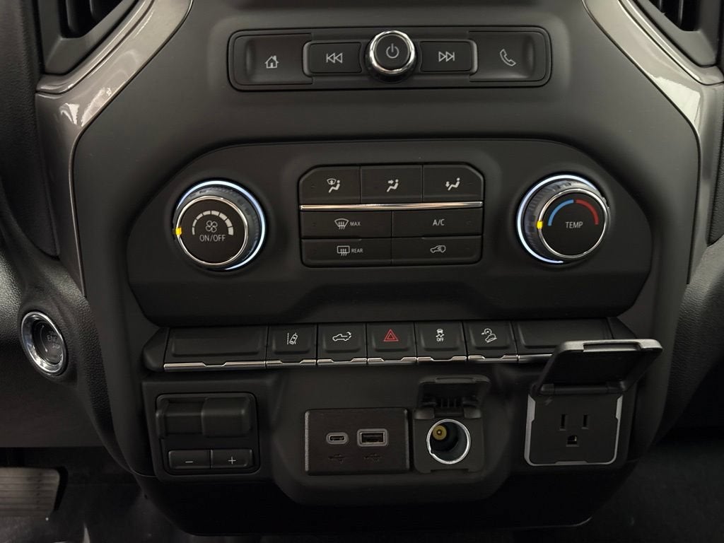 2026 Chevrolet Silverado 2500 HD Custom Crew Cab Standard Box 4WD