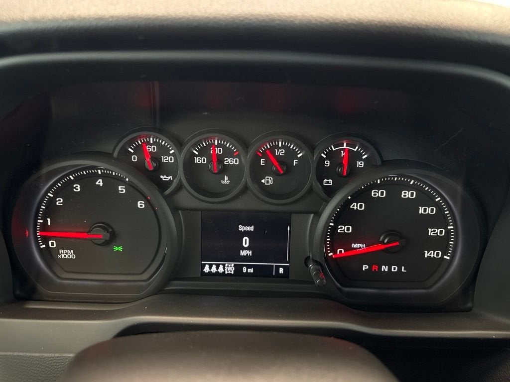 2026 Chevrolet Silverado 2500 HD Custom Crew Cab Standard Box 4WD