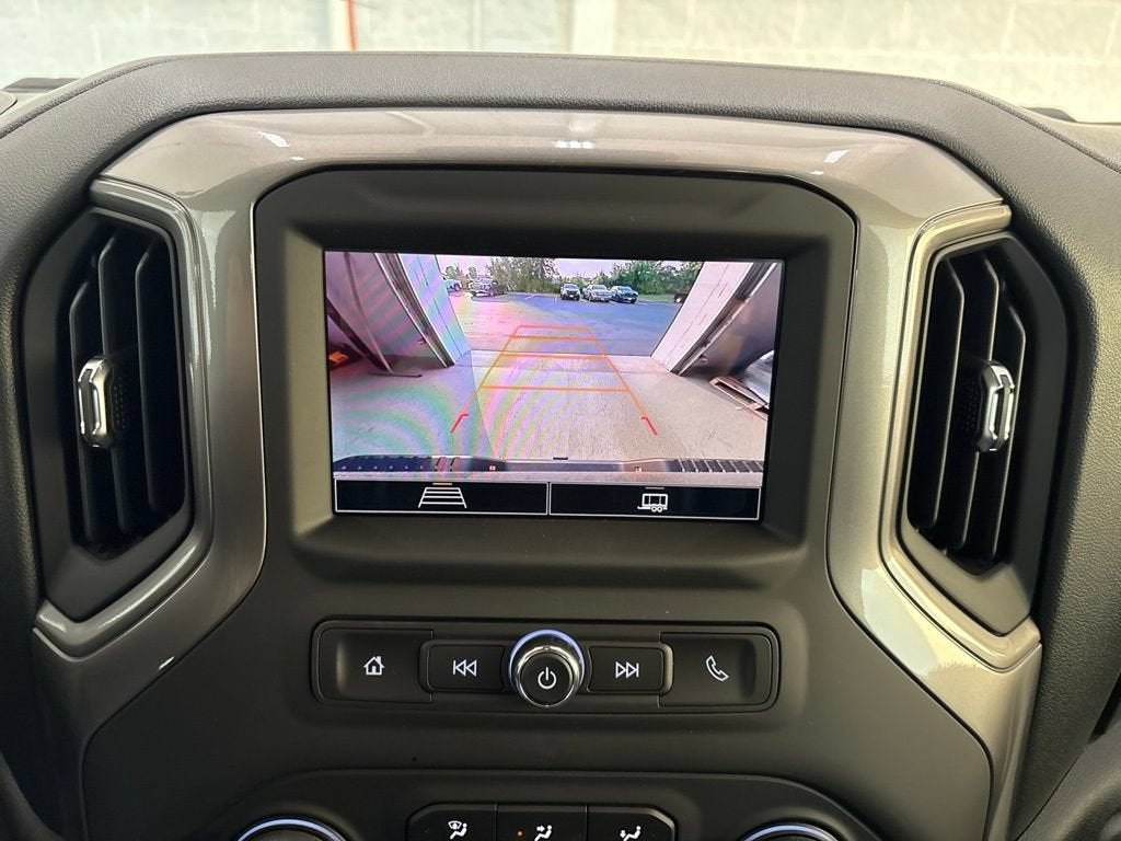 2026 Chevrolet Silverado 2500 HD Custom Crew Cab Standard Box 4WD